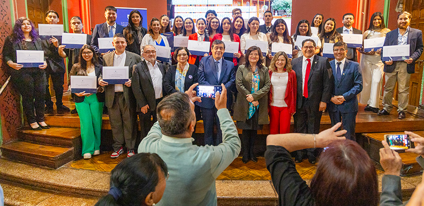 UTEM certifica a la tercera cohorte de estudiantes de la Asignatura de Ciudadanía y Derechos Humanos