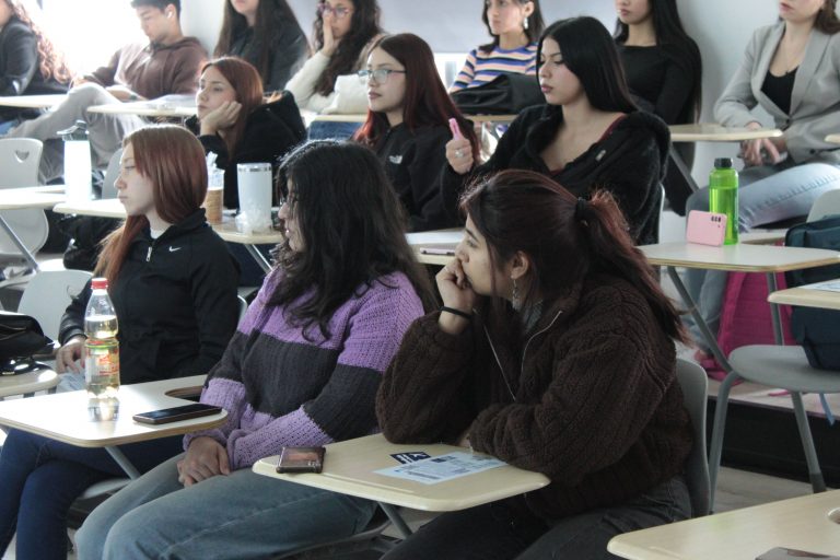 Facultad de Ciencias Jurídicas y Sociales