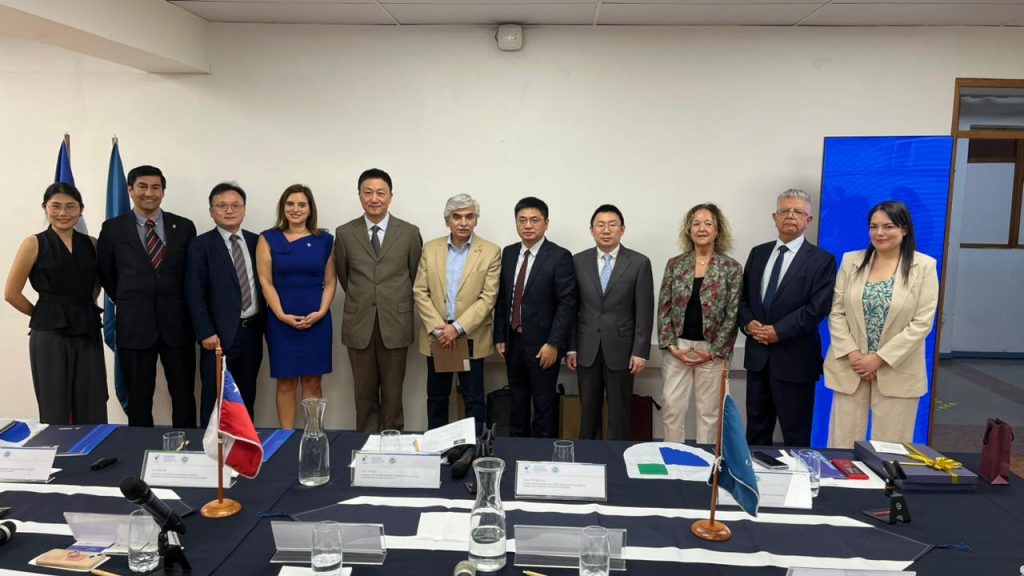 Universidad Normal de Shanghái visita la UTEM dando inicio a un amplio trabajo conjunto